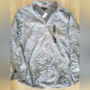 Two Banana Republic XL shirts